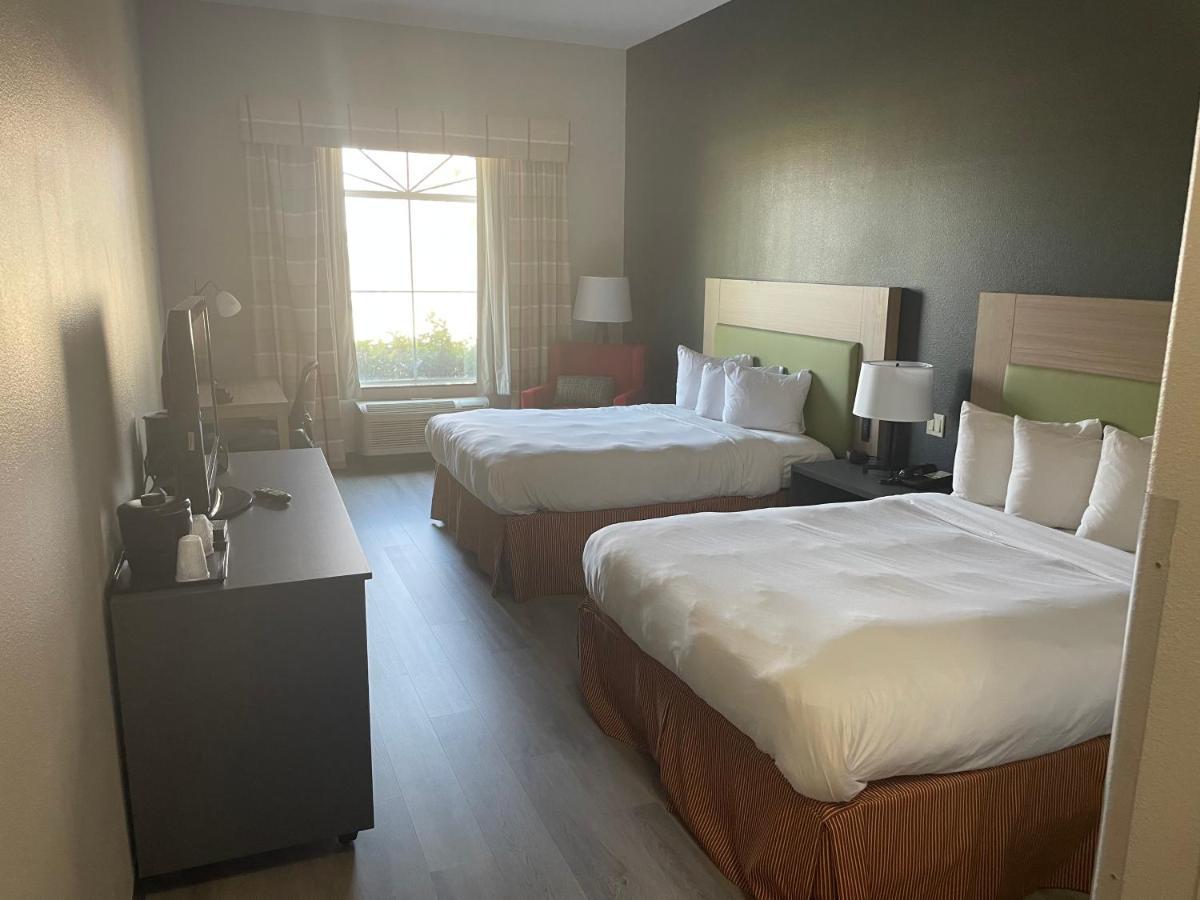Country & By Radisson, College Station, Tx 3* College Station