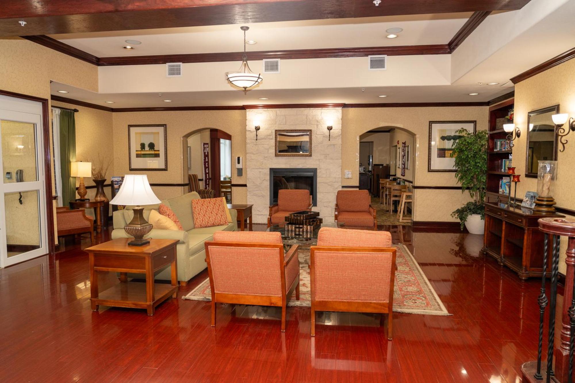 Hotel Country & By Radisson, College Station, Tx