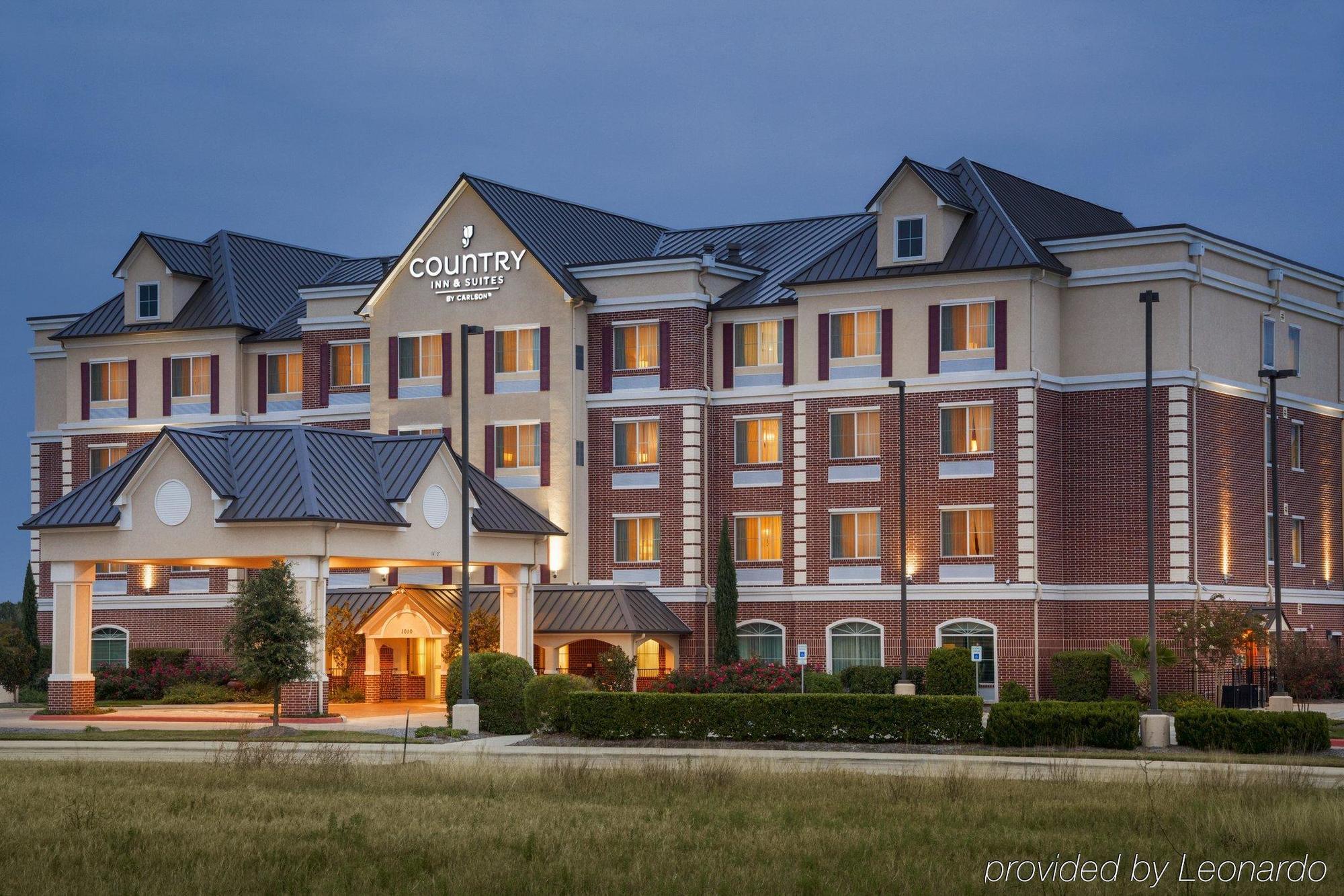 Hotel Country & By Radisson, College Station, Tx