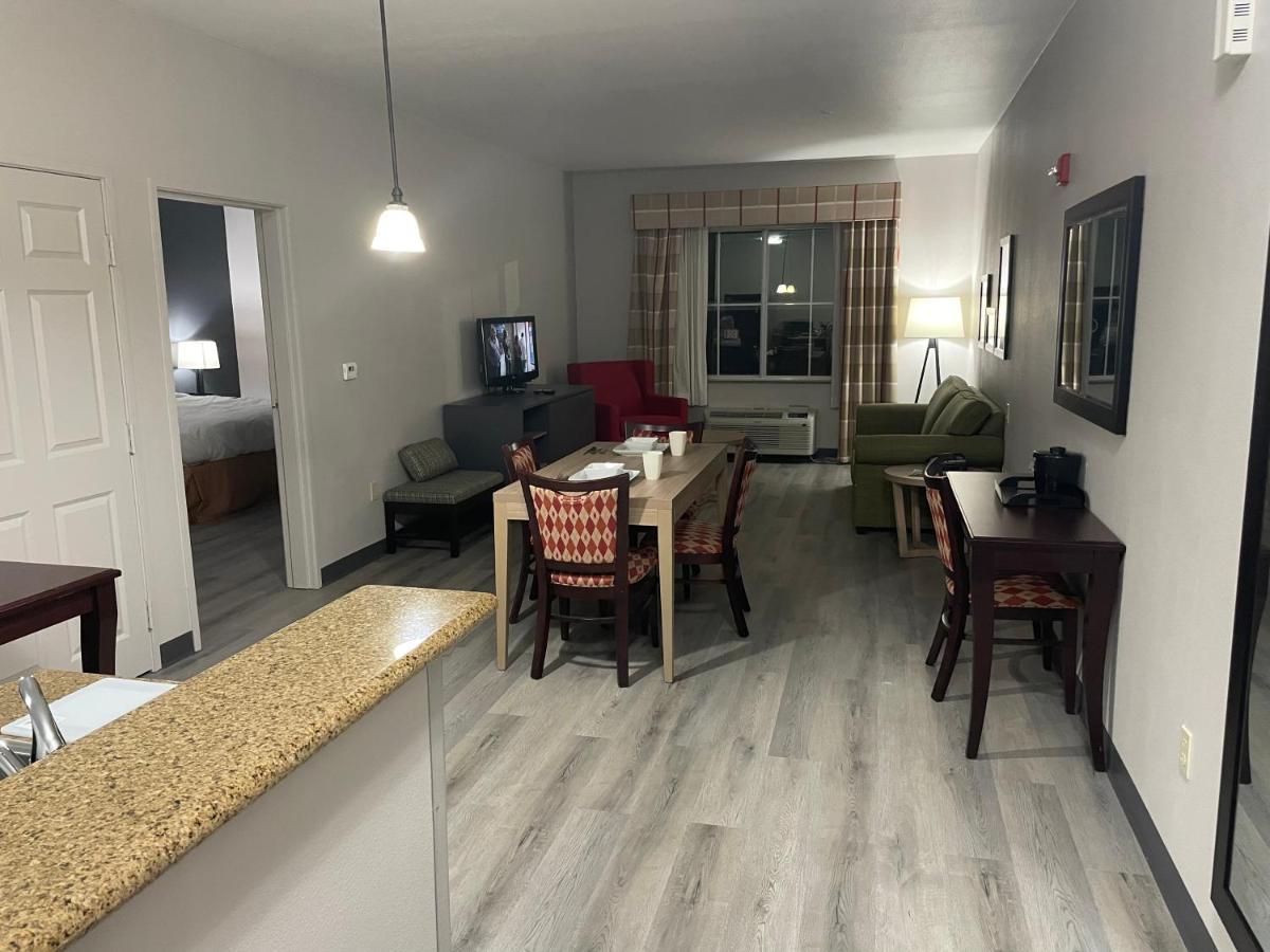 Country & By Radisson, College Station, Tx Hotel 3*