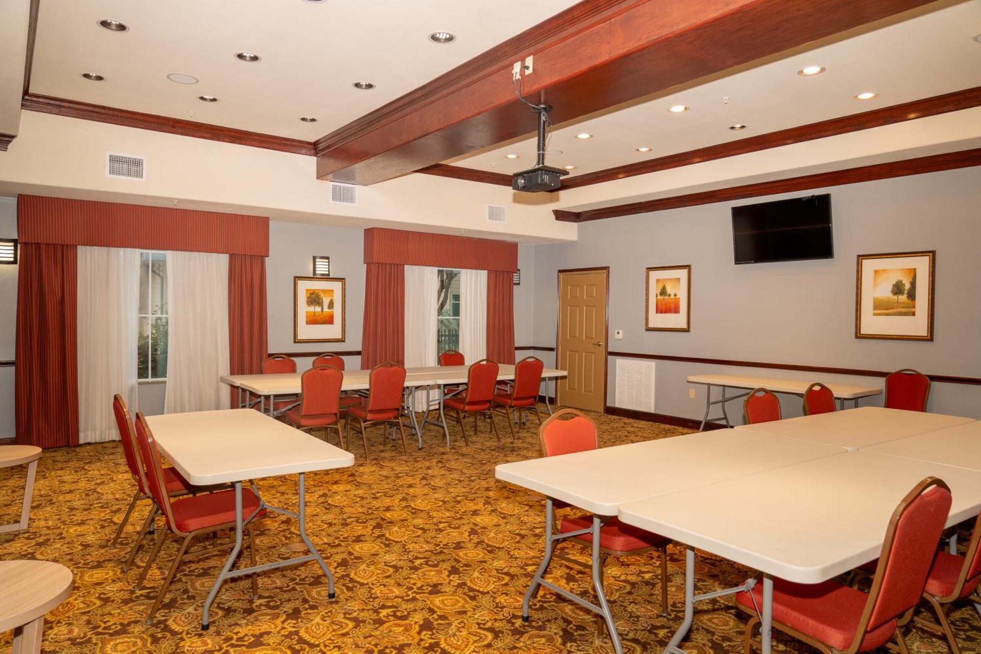 Country & By Radisson, College Station, Tx Hotel 3*